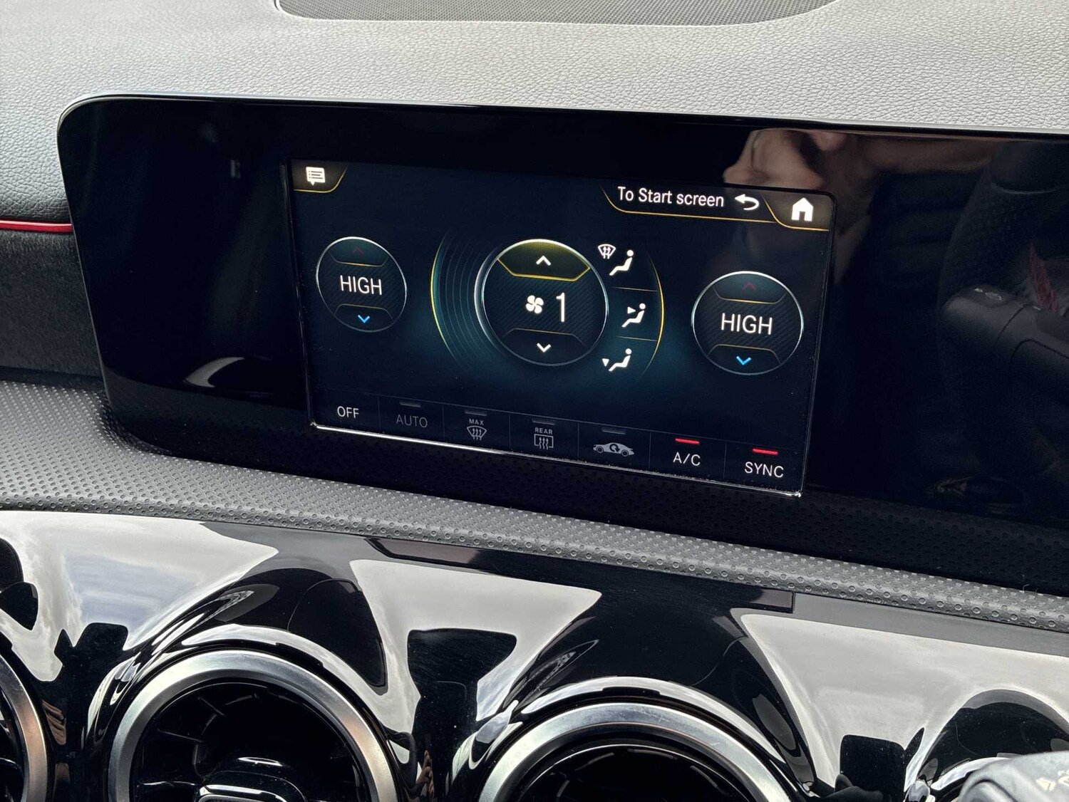 Used Mercedes-Benz A-Class 2019 for sale - 78196079: Photo 12