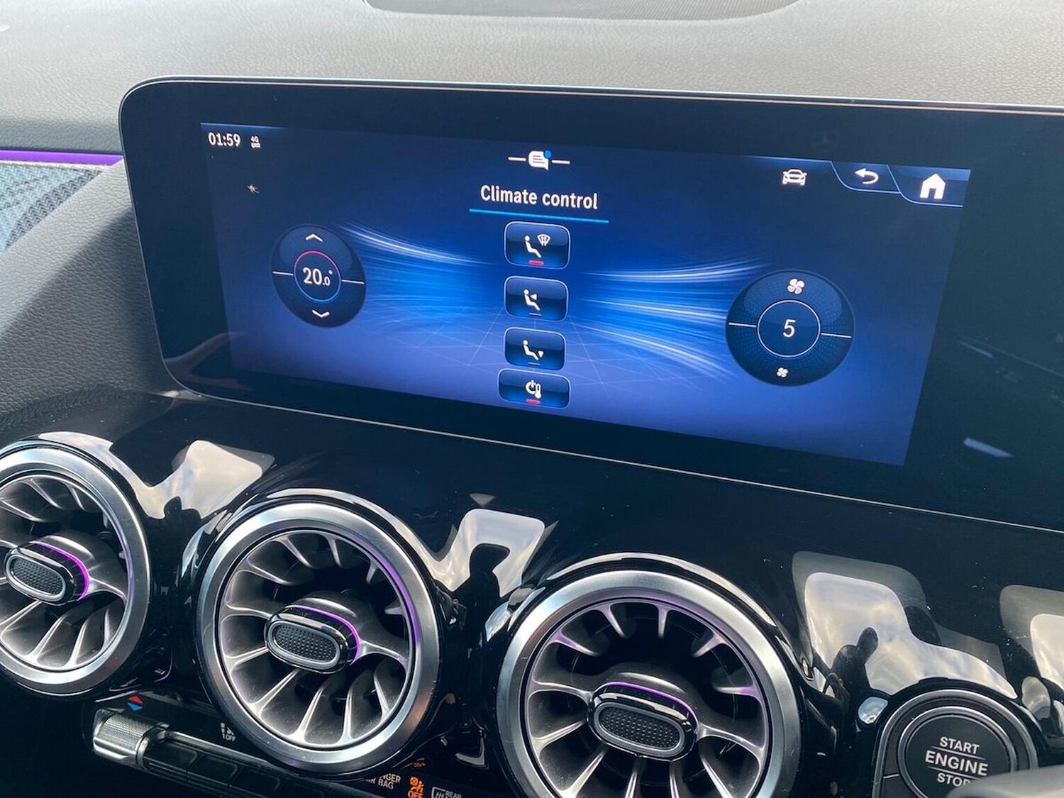 Used Mercedes-Benz GLA 2023 for sale - 76863980: Photo 12