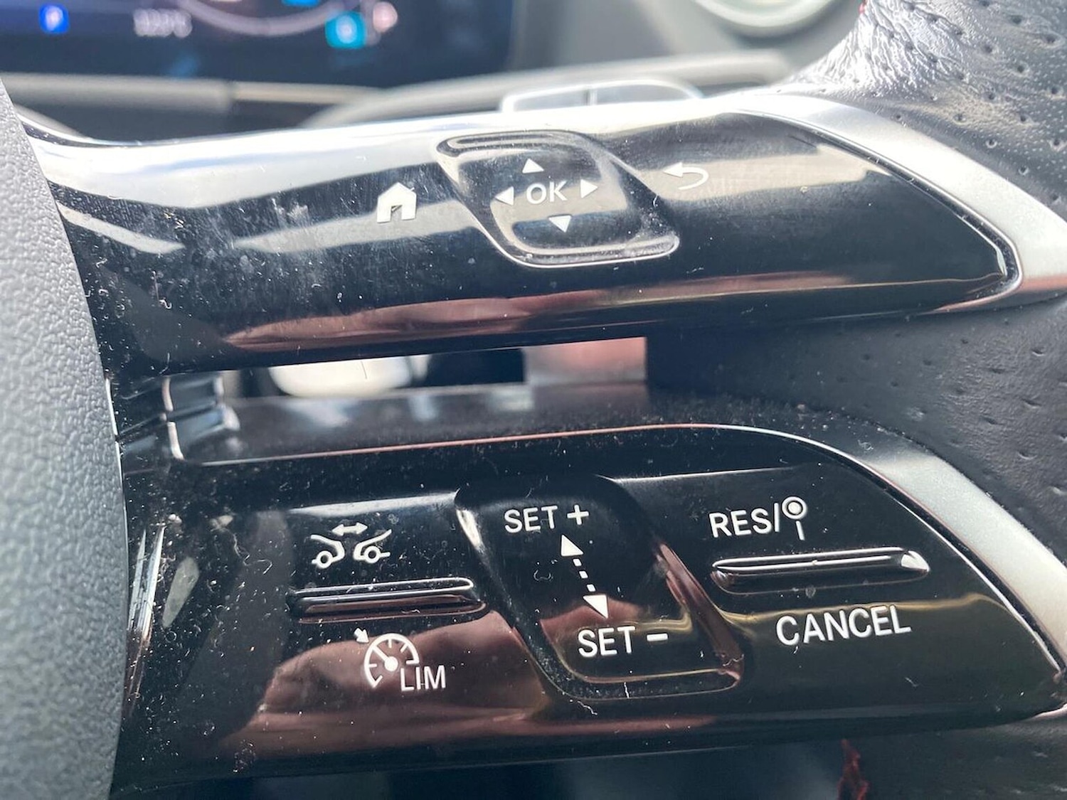 Used Mercedes-Benz GLA 2023 for sale - 76863980: Photo 27