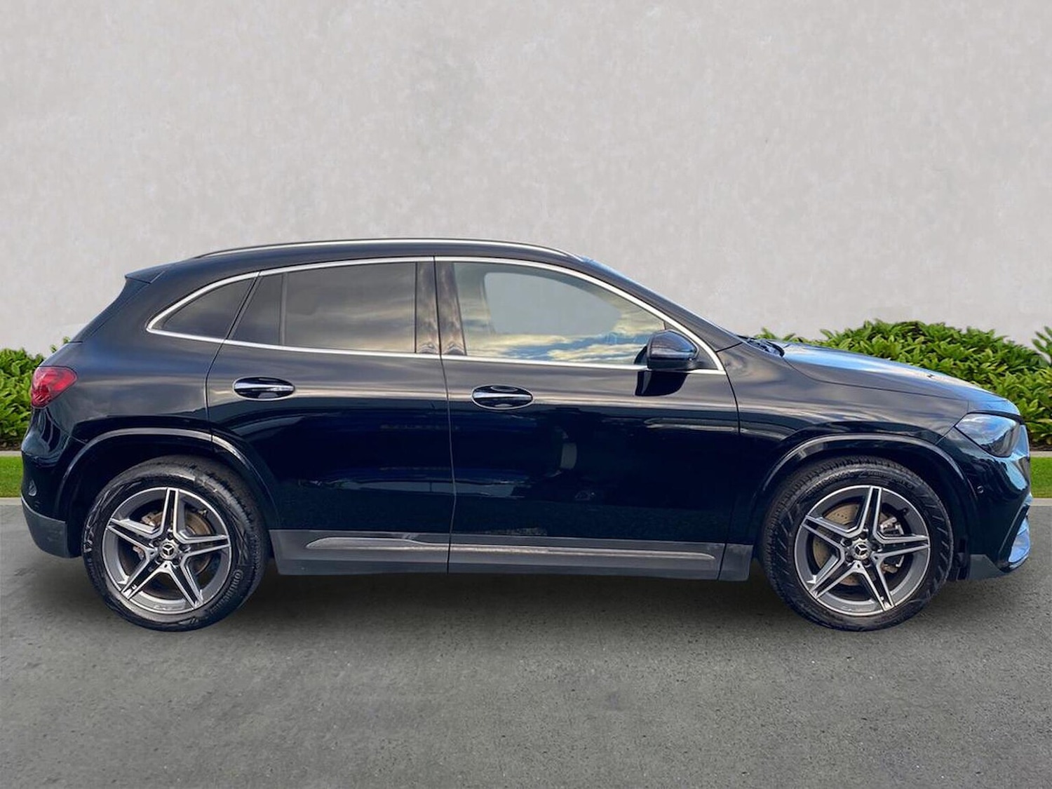 Used Mercedes-Benz GLA 2023 for sale - 76863980: Photo 3