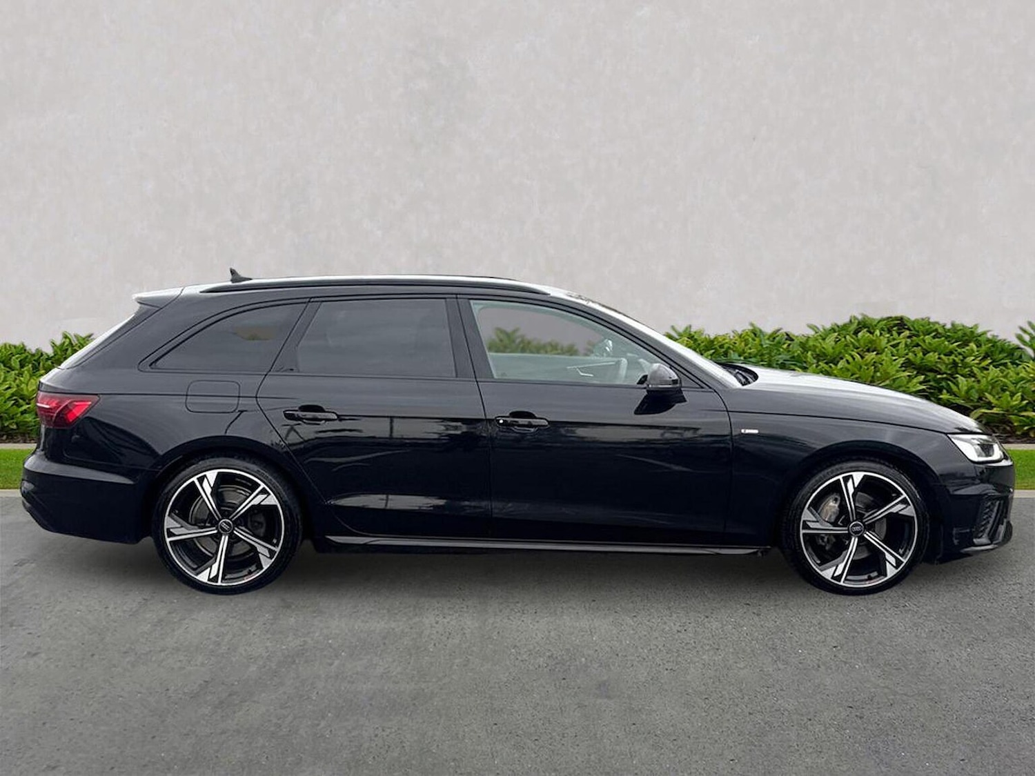 Used Audi A4 2022 for sale - 76310139: Photo 3