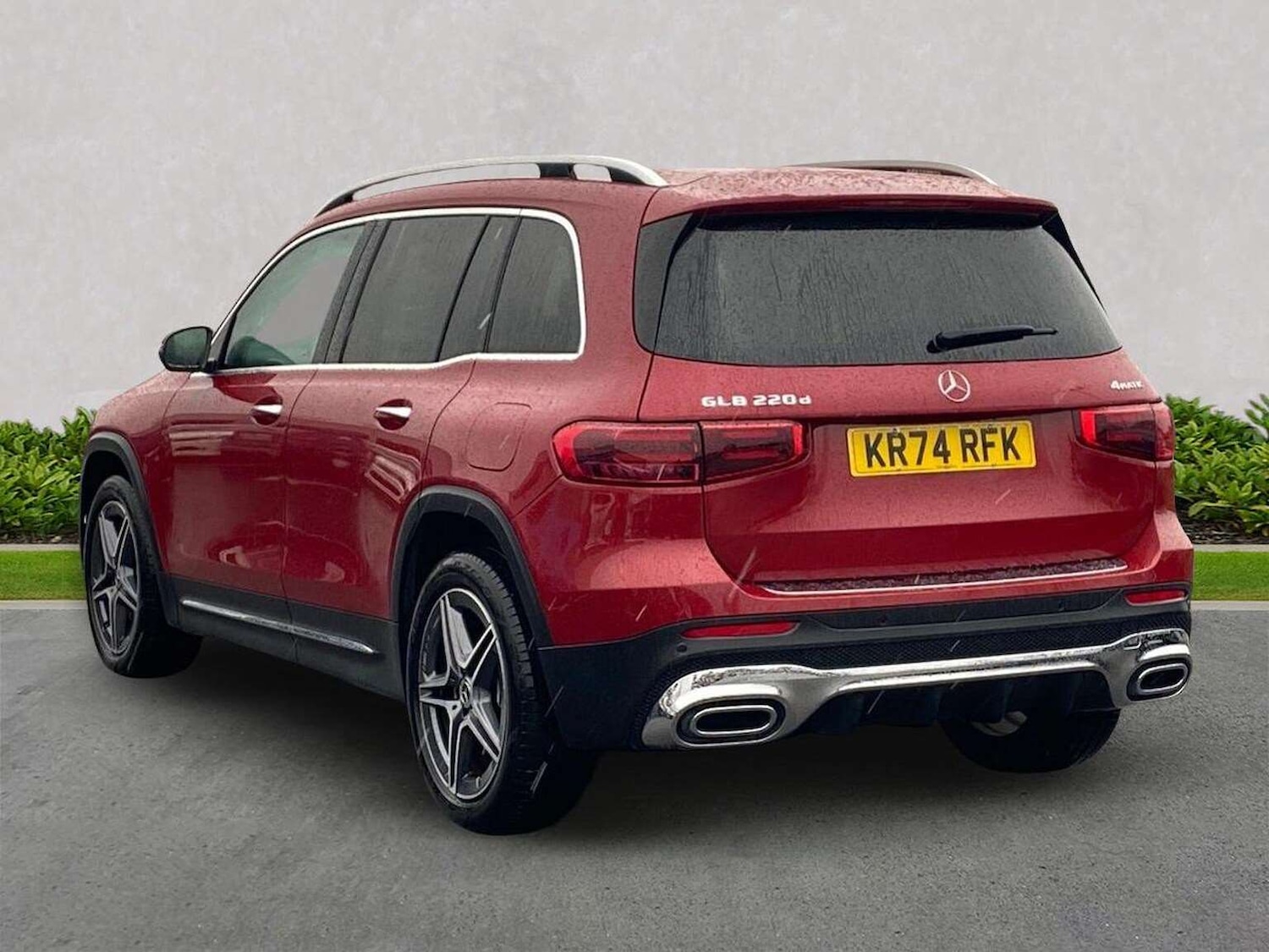 Used Mercedes-Benz GLB 2024 for sale - 77872076: Photo 2