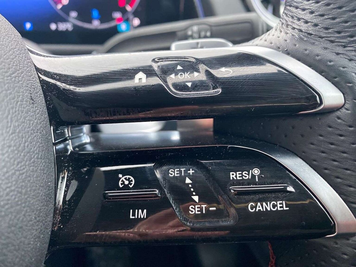 Used Mercedes-Benz GLB 2024 for sale - 77872076: Photo 27