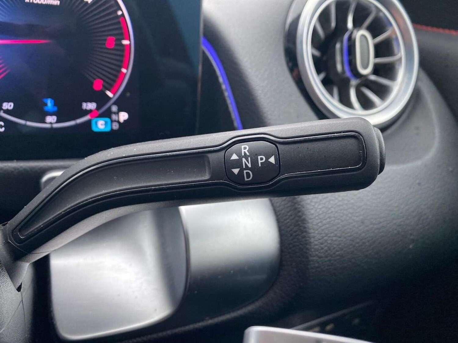 Used Mercedes-Benz GLB 2024 for sale - 77872076: Photo 29