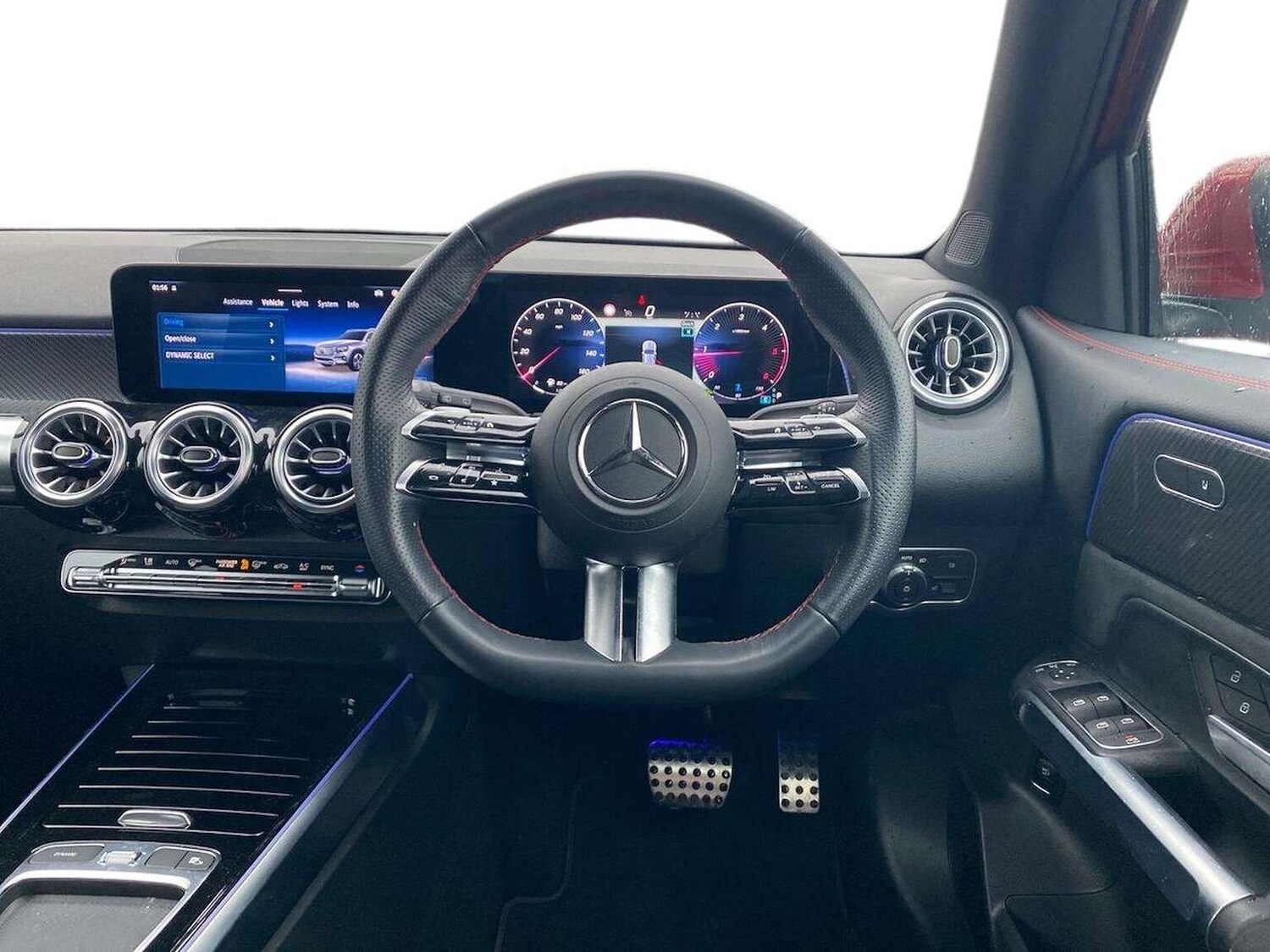 Used Mercedes-Benz GLB 2024 for sale - 77872076: Photo 9