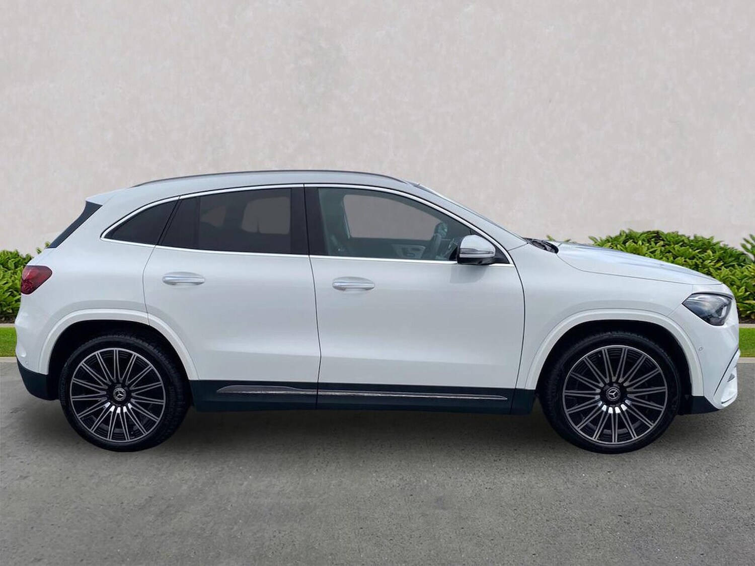 Used Mercedes-Benz GLA 2024 for sale - 76906335: Photo 4