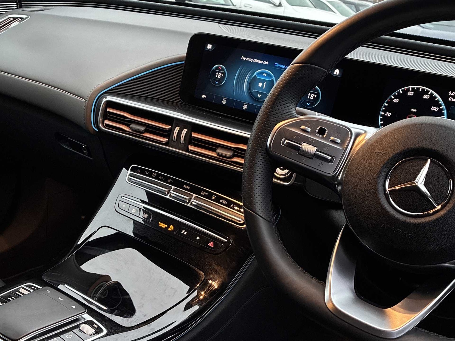 Used Mercedes-Benz EQC 2023 for sale - 78011635: Photo 13