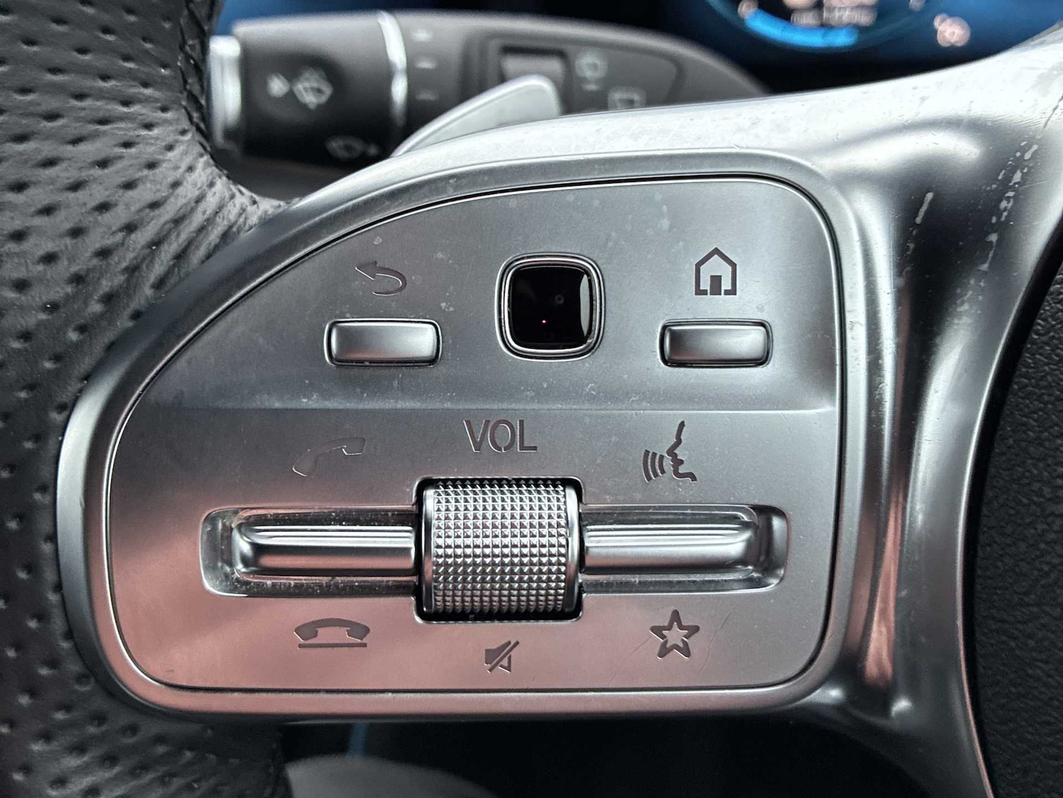 Used Mercedes-Benz EQC 2023 for sale - 78011635: Photo 22