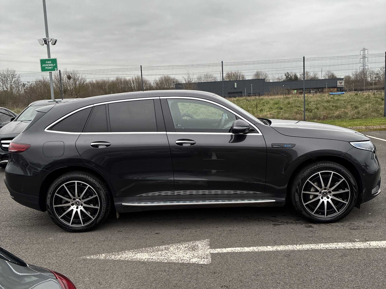 Used Mercedes-Benz EQC 2023 for sale - 78011635: Photo 3