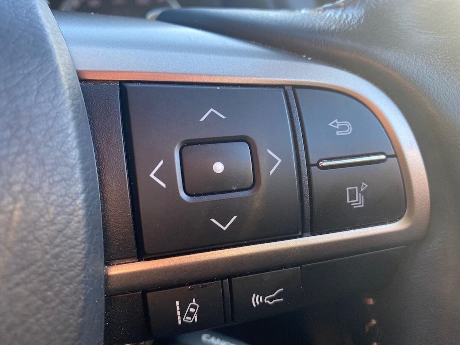 Used Lexus RX 2020 for sale - 76637741: Photo 27