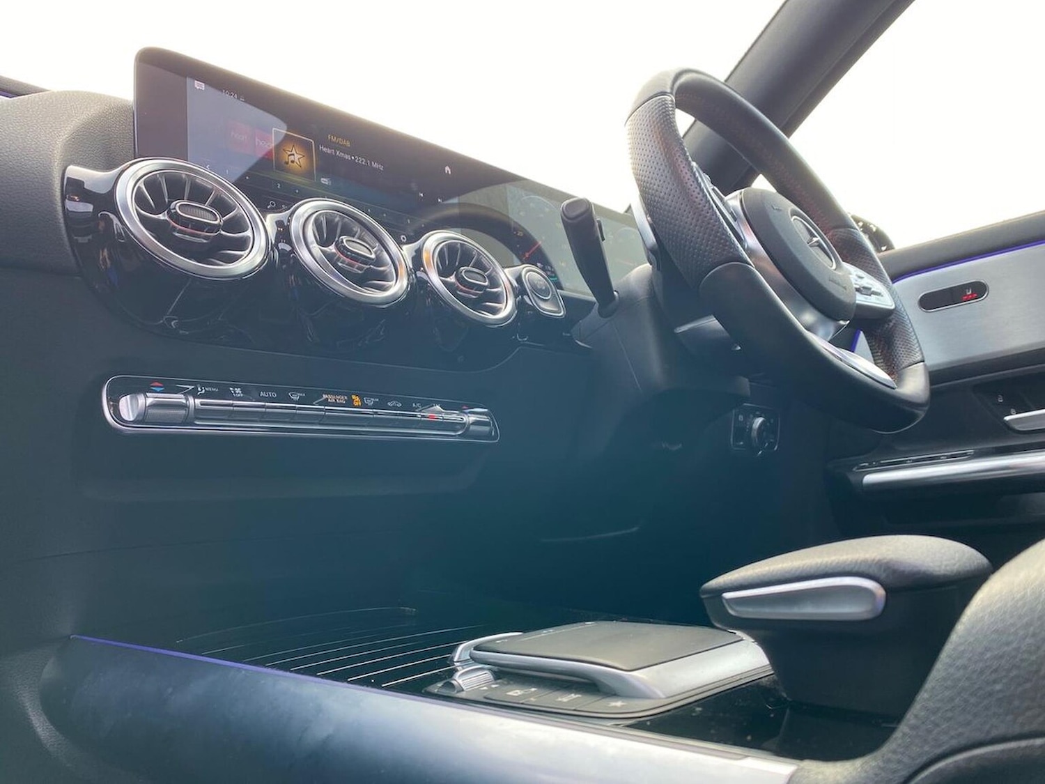 Used Mercedes-Benz EQA 2022 for sale - 76832013: Photo 2