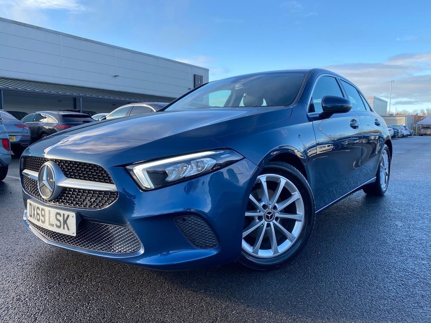 Used Mercedes-Benz A-Class 2019 for sale - 76777301: Photo 2