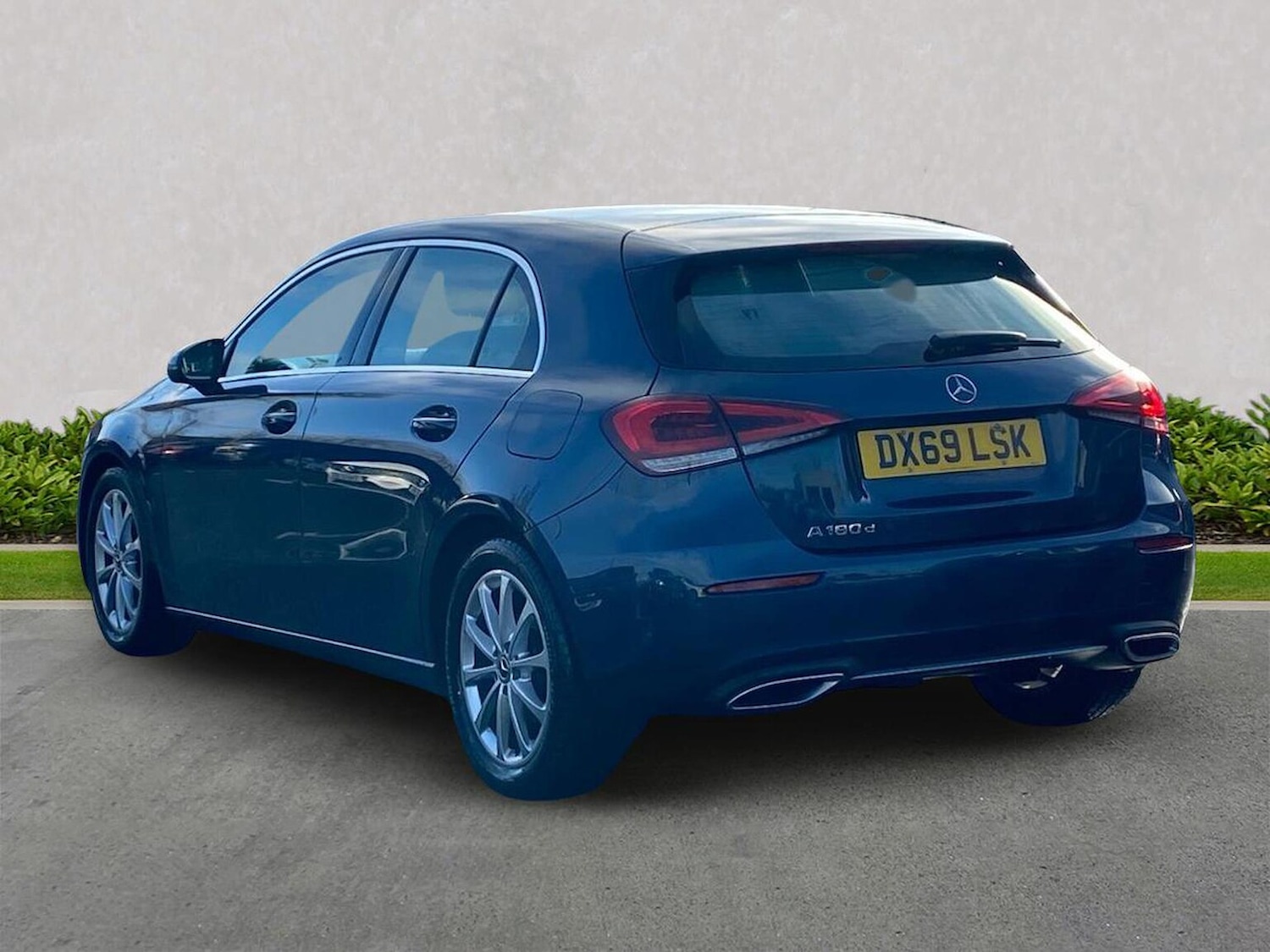 Used Mercedes-Benz A-Class 2019 for sale - 76777301: Photo 3