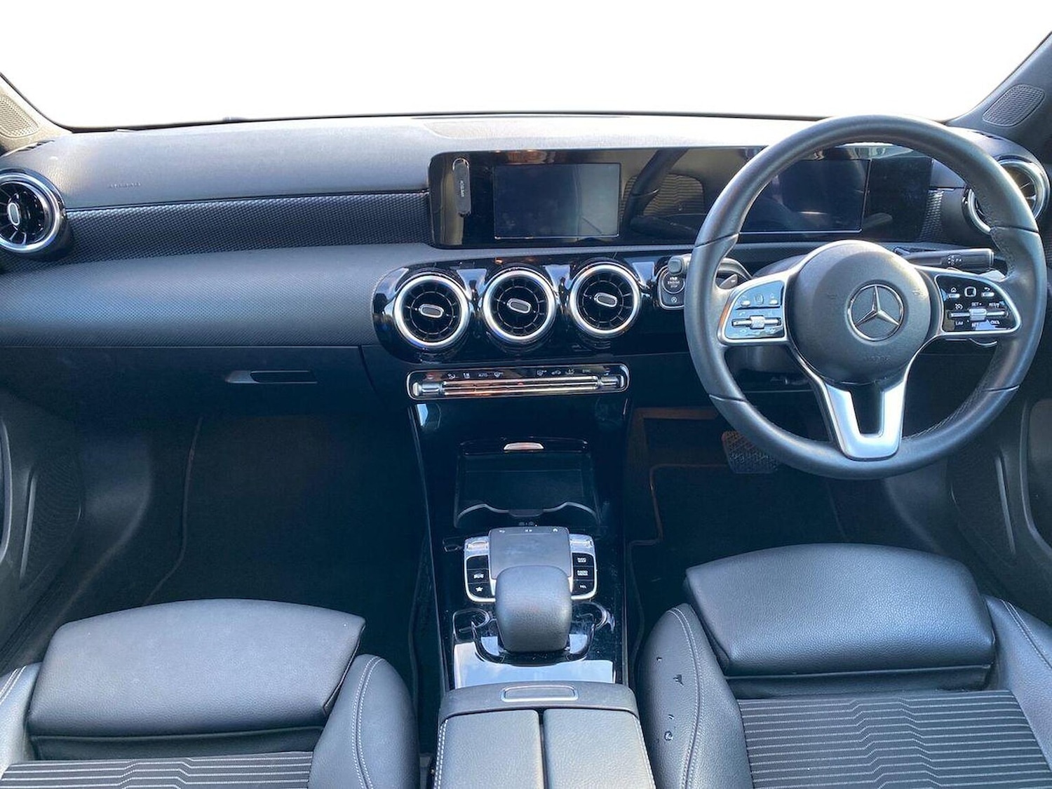 Used Mercedes-Benz A-Class 2019 for sale - 76777301: Photo 9