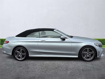 Used Mercedes-Benz C Class 2022 for sale - 79739737: Photo