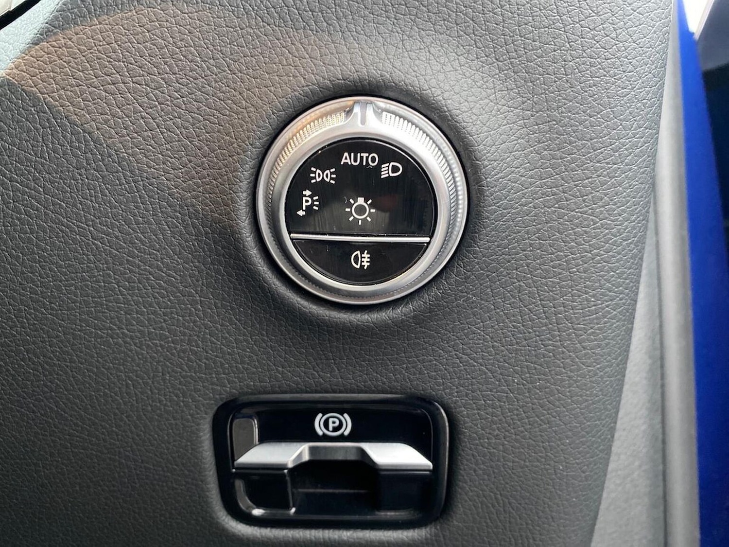 Used Mercedes-Benz GLC 2023 for sale - 76905034: Photo 23