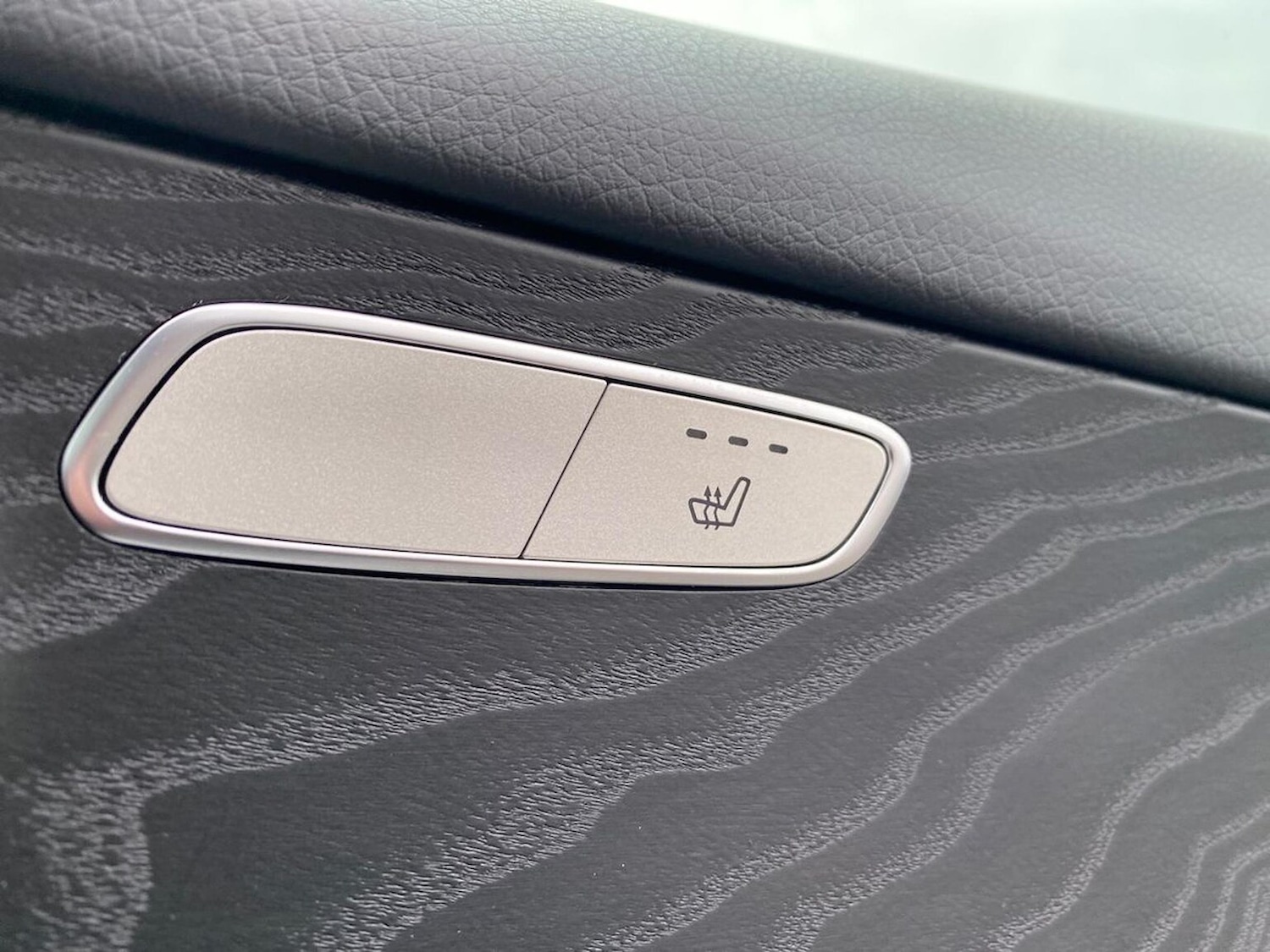 Used Mercedes-Benz GLC 2019 for sale - 77069287: Photo 32