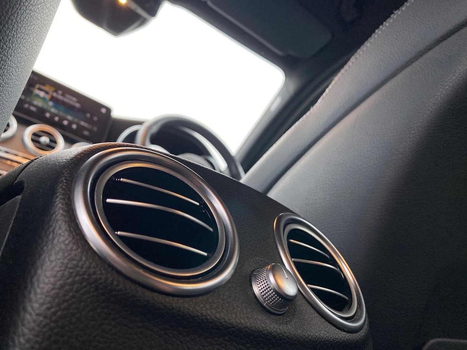 Used Mercedes-Benz GLC 2019 for sale - 77069287: Photo 42