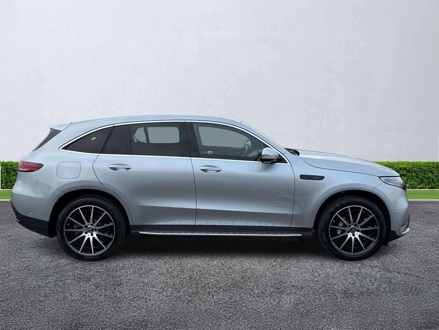 Used Mercedes-Benz EQC 2023 for sale - 78191136: Photo 3