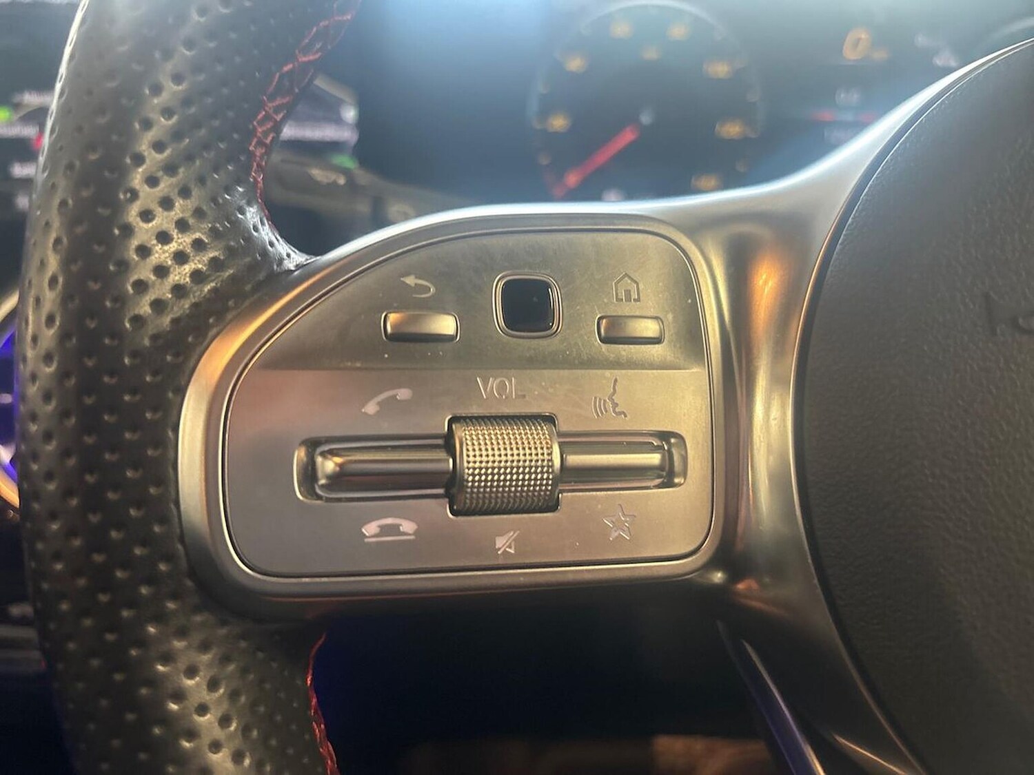 Used Mercedes-Benz EQB 2022 for sale - 76340620: Photo 26
