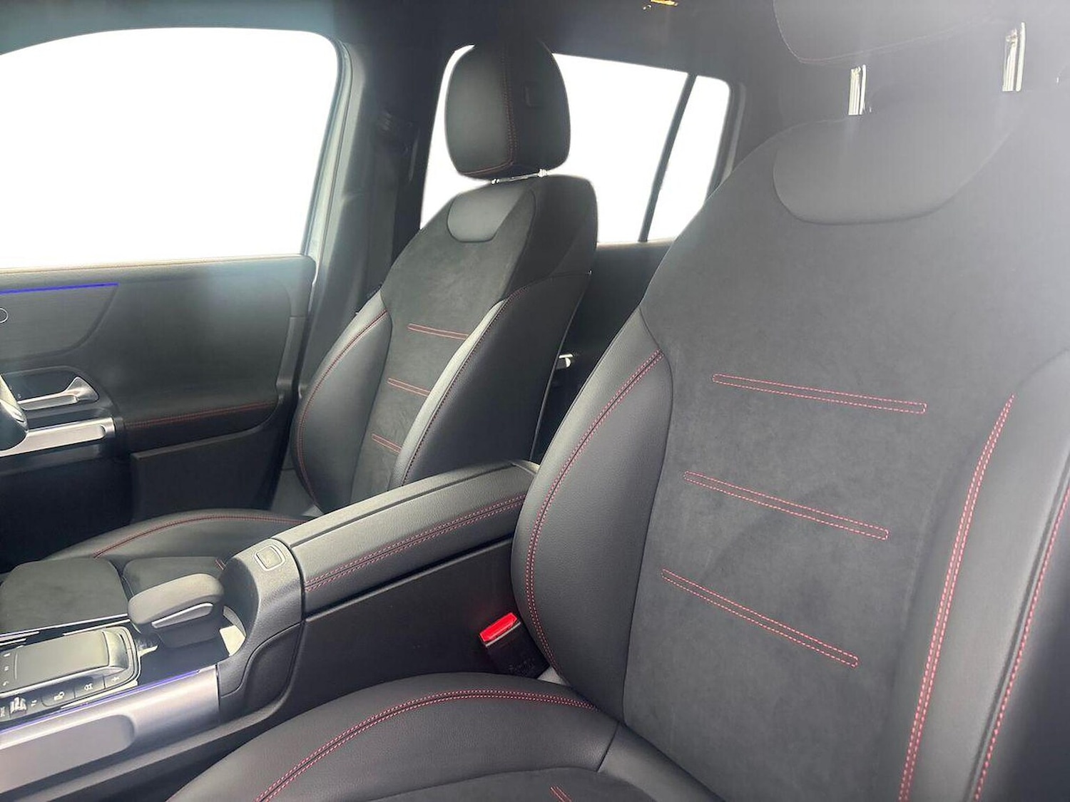 Used Mercedes-Benz EQB 2022 for sale - 76340620: Photo 7