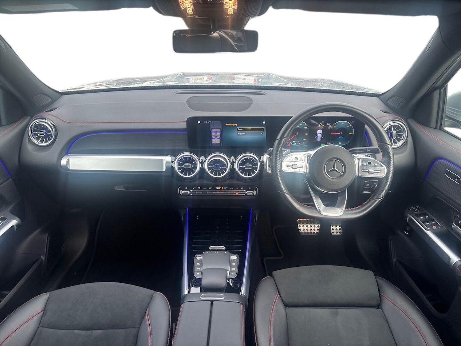 Used Mercedes-Benz EQB 2022 for sale - 76340620: Photo 8