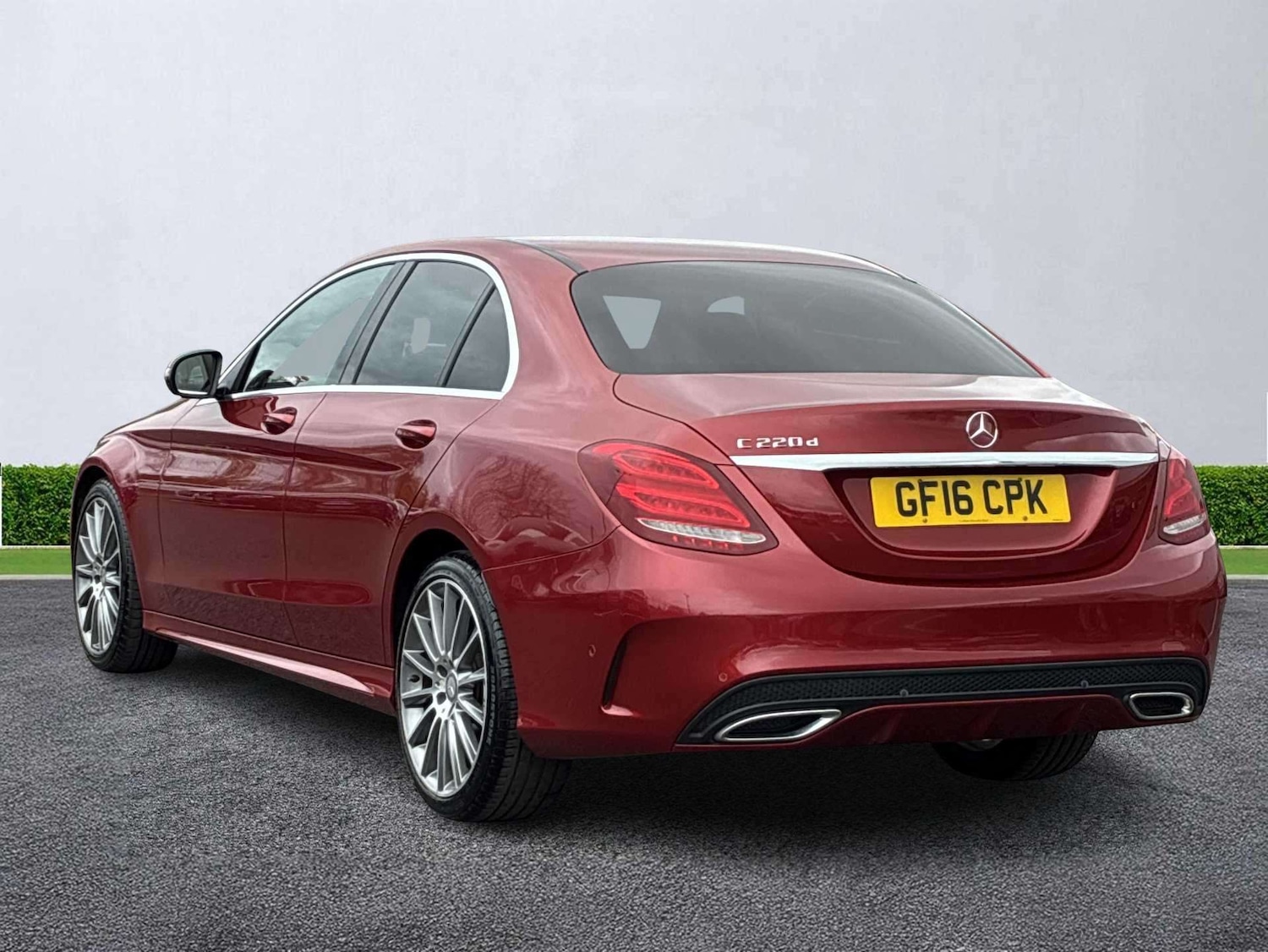 Used Mercedes-Benz C Class 2016 for sale - 78196065: Photo 2