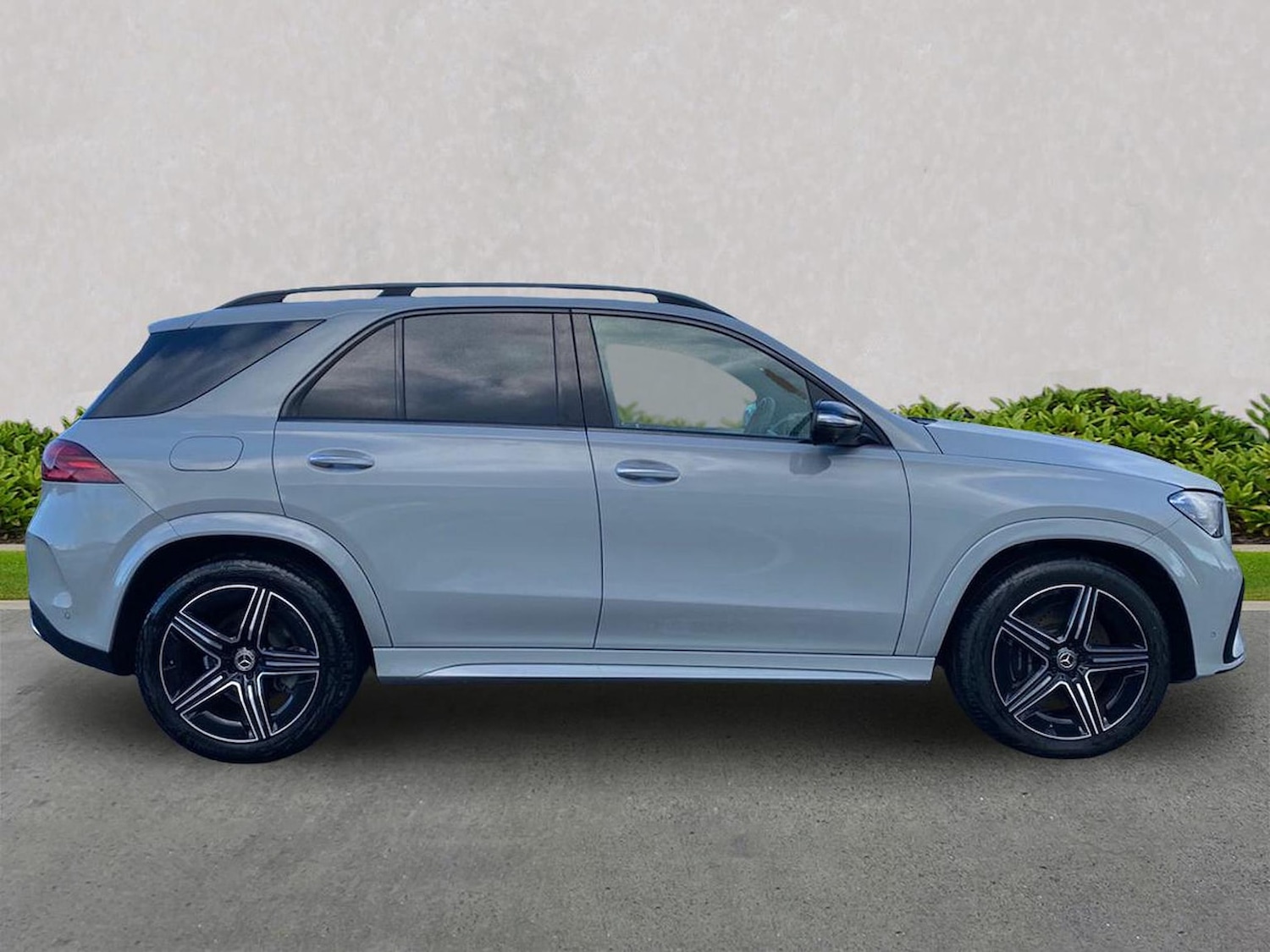 Used Mercedes-Benz GLE 2025 for sale - 77056698: Photo 5