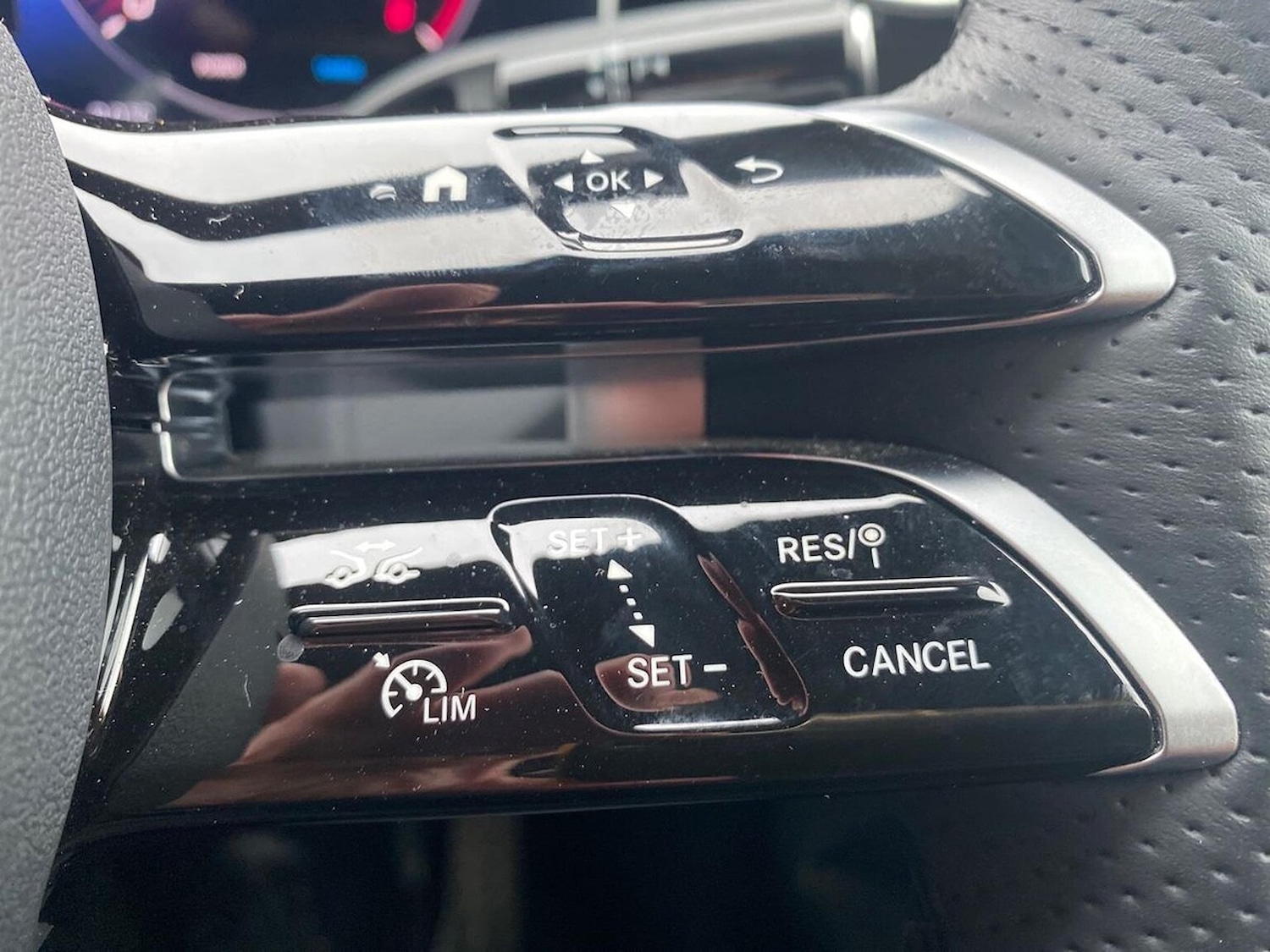 Used Mercedes-Benz GLC 2024 for sale - 76577192: Photo 27