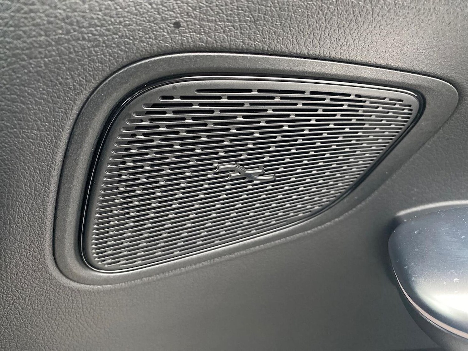 Used Mercedes-Benz GLC 2024 for sale - 76577192: Photo 31