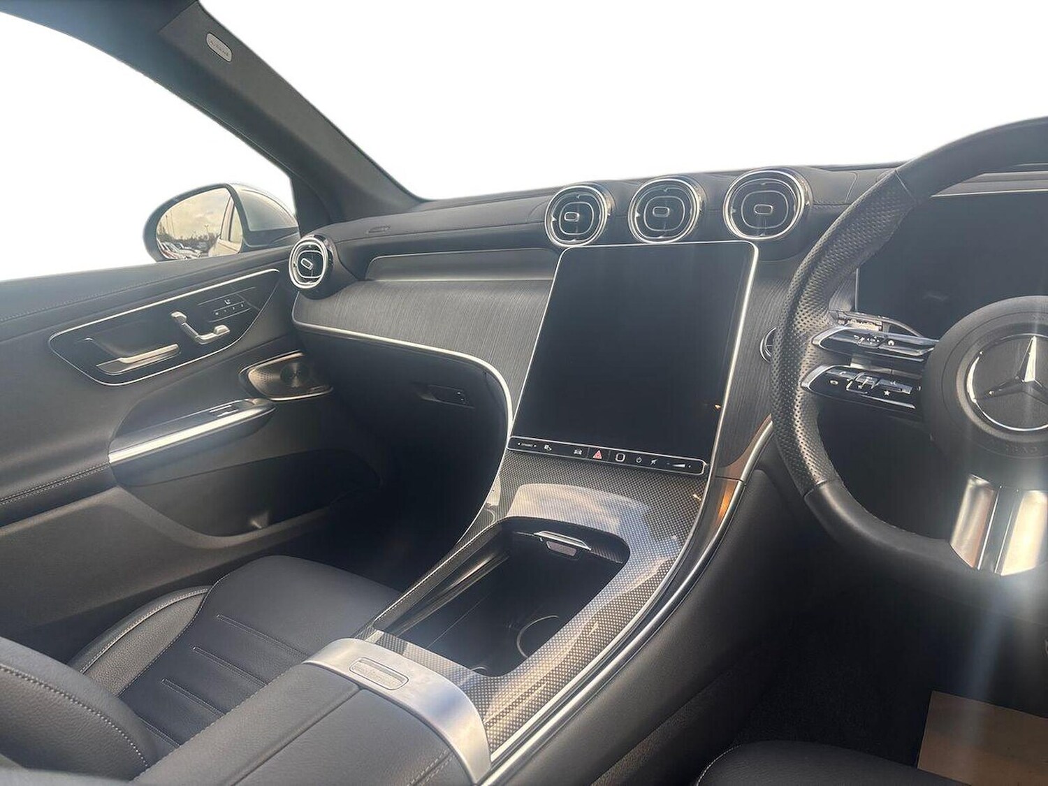 Used Mercedes-Benz GLC 2023 for sale - 76392454: Photo 15