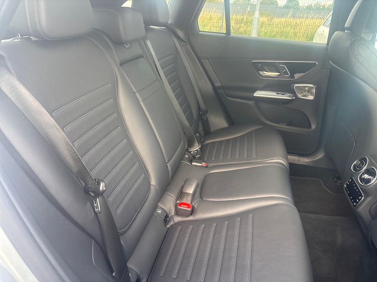 Used Mercedes-Benz GLC 2023 for sale - 76392454: Photo 16