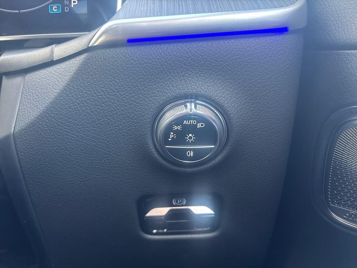 Used Mercedes-Benz GLC 2023 for sale - 76392454: Photo 22