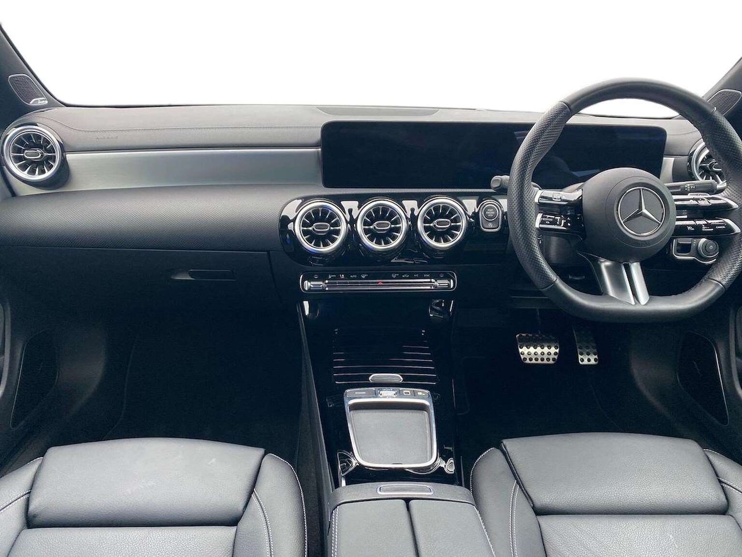 Used Mercedes-Benz CLA 2025 for sale - 77796989: Photo 8