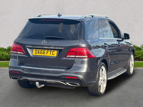 Used Mercedes-Benz GLE 2016 for sale - 76313883: Photo 2