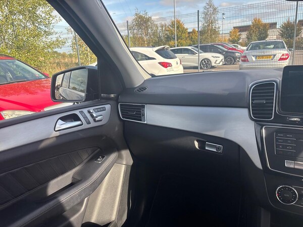 Used Mercedes-Benz GLE 2016 for sale - 76313883: Photo 31