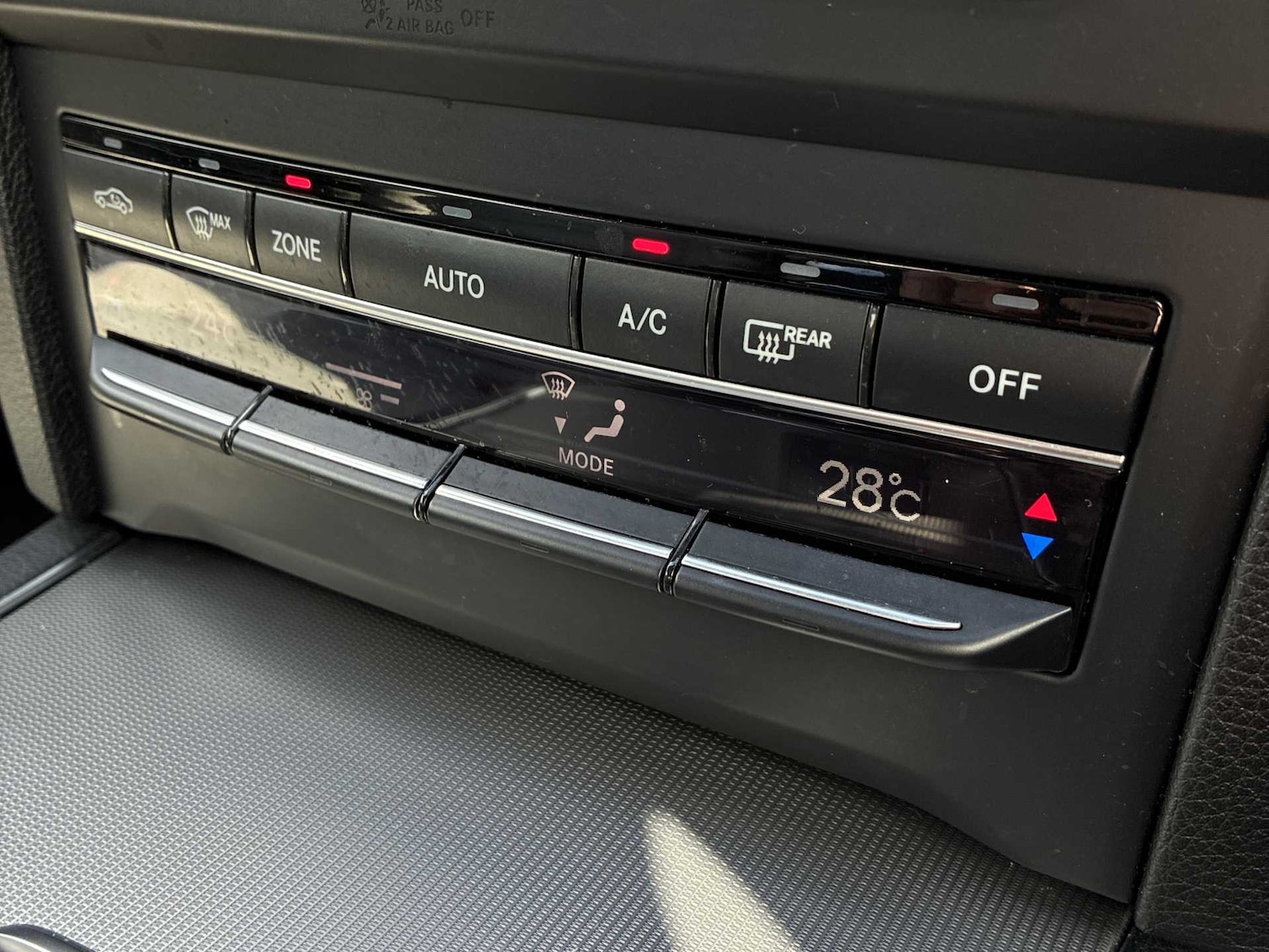 Used Mercedes-Benz E Class 2015 for sale - 78196335: Photo 12