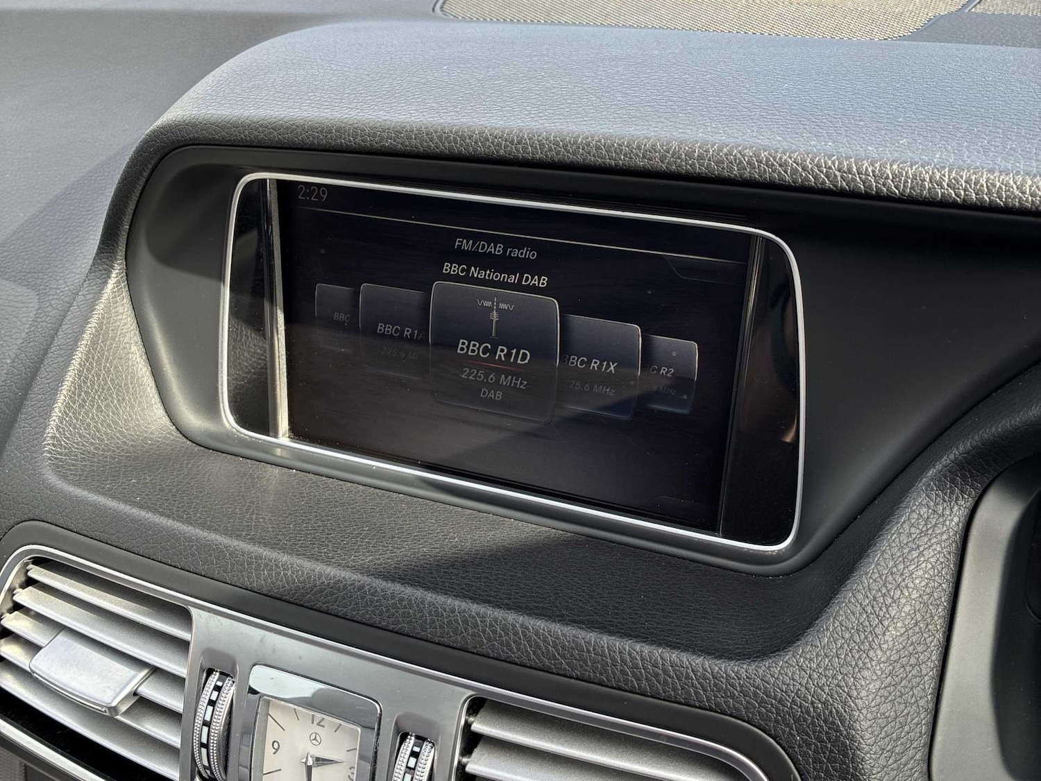 Used Mercedes-Benz E Class 2015 for sale - 78196335: Photo 26