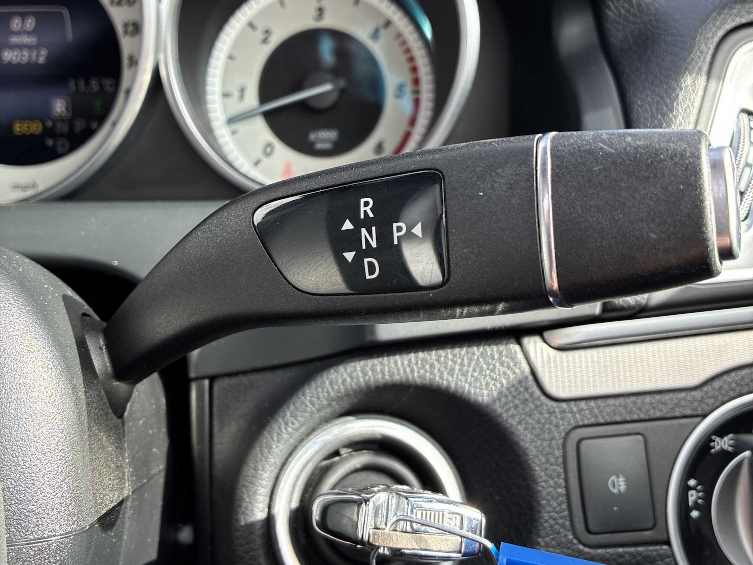 Used Mercedes-Benz E Class 2015 for sale - 78196335: Photo 28