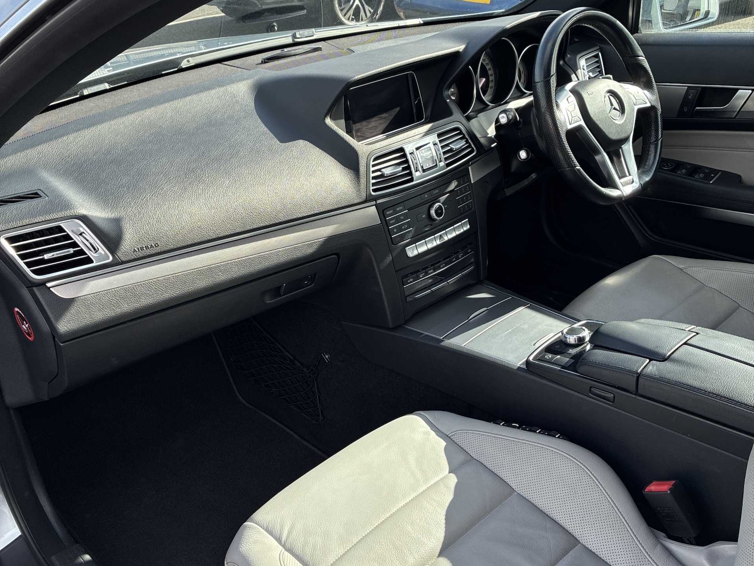 Used Mercedes-Benz E Class 2015 for sale - 78196335: Photo 7