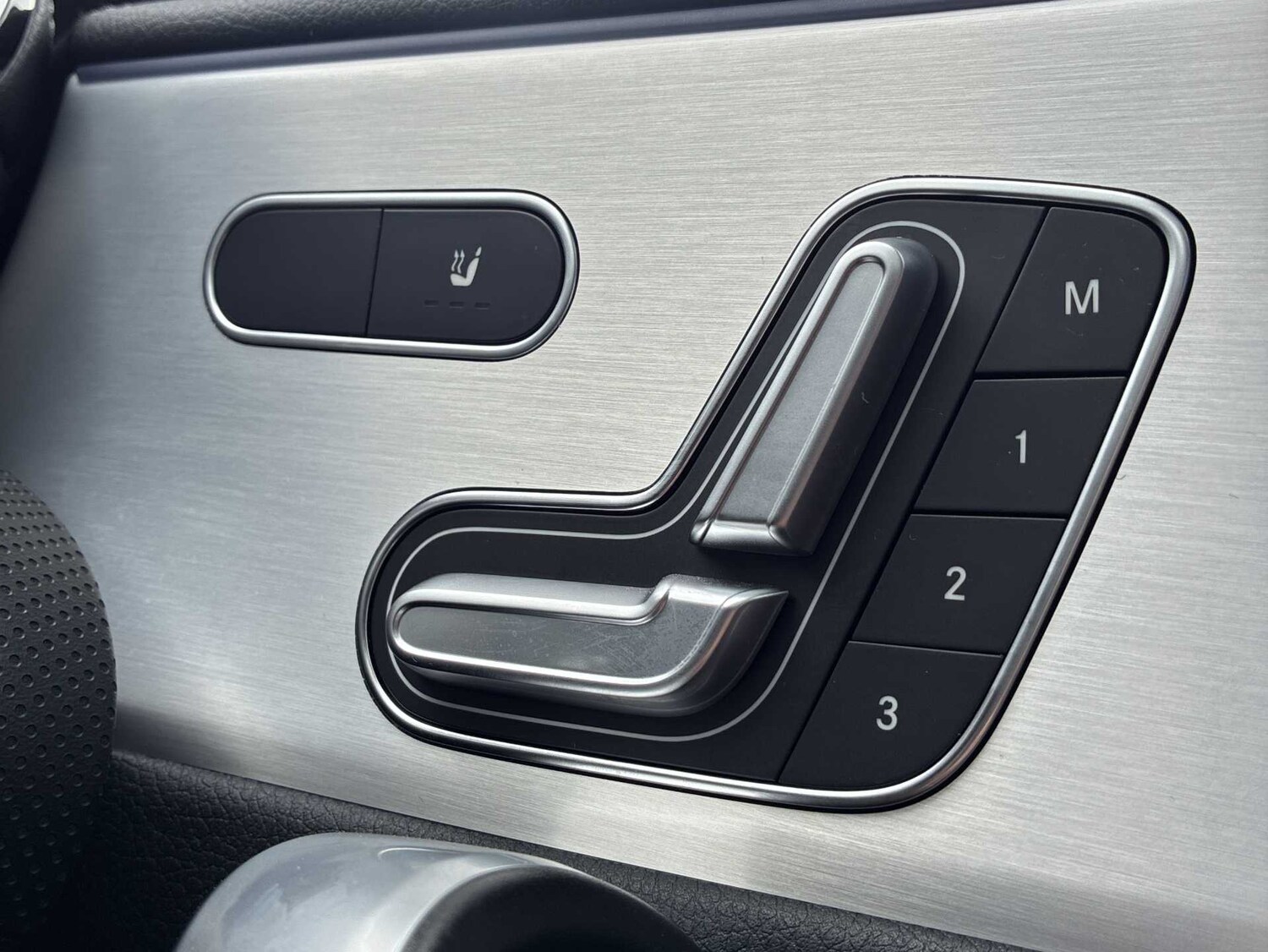 Used Mercedes-Benz GLB 2022 for sale - 78196175: Photo 29