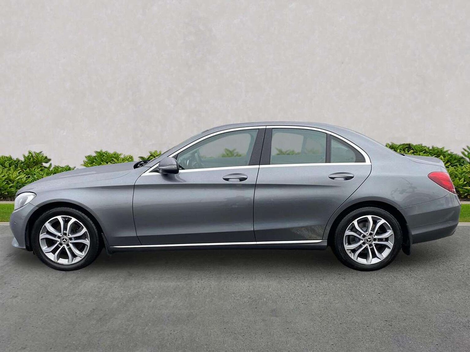 Used Mercedes-Benz C Class 2018 for sale - 77759398: Photo 19