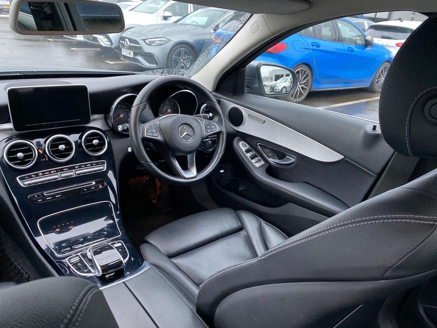 Used Mercedes-Benz C Class 2018 for sale - 77759398: Photo 40