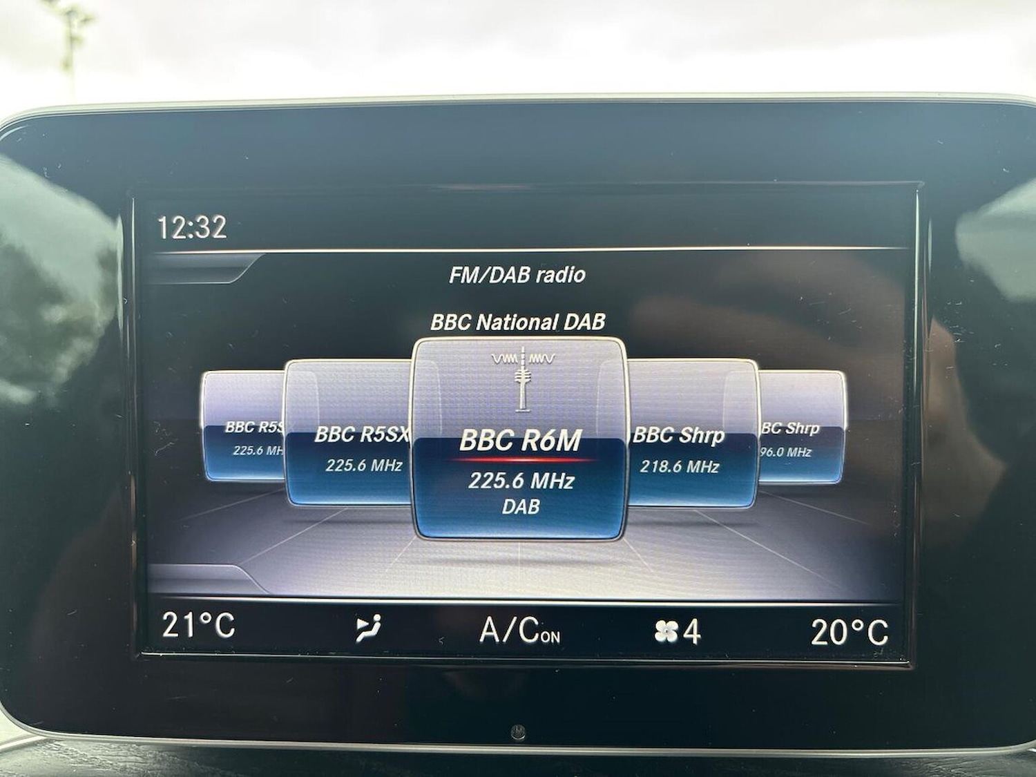 Used Mercedes-Benz C-Class 2018 for sale - 76143014: Photo 11