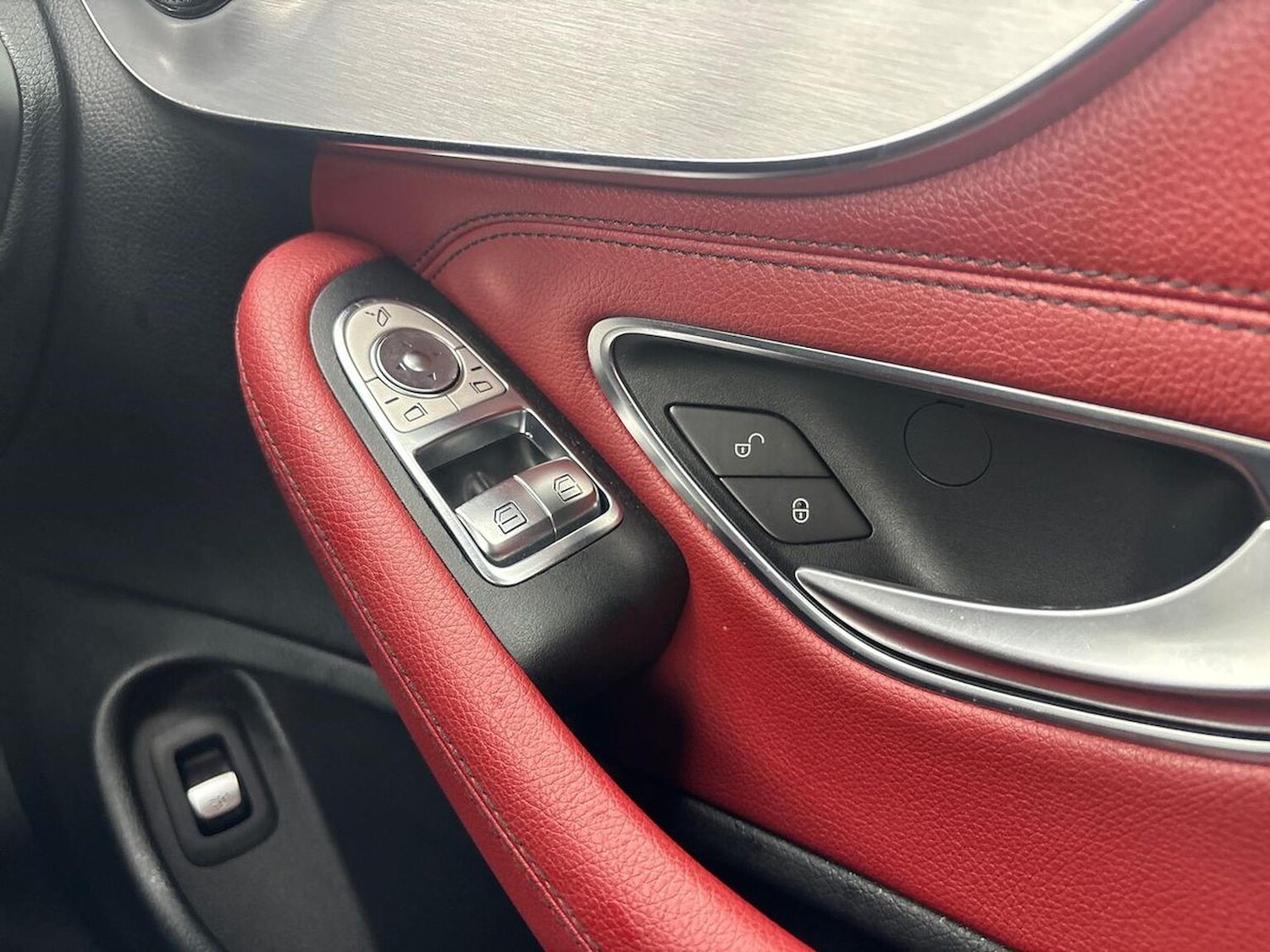 Used Mercedes-Benz C-Class 2018 for sale - 76143014: Photo 21