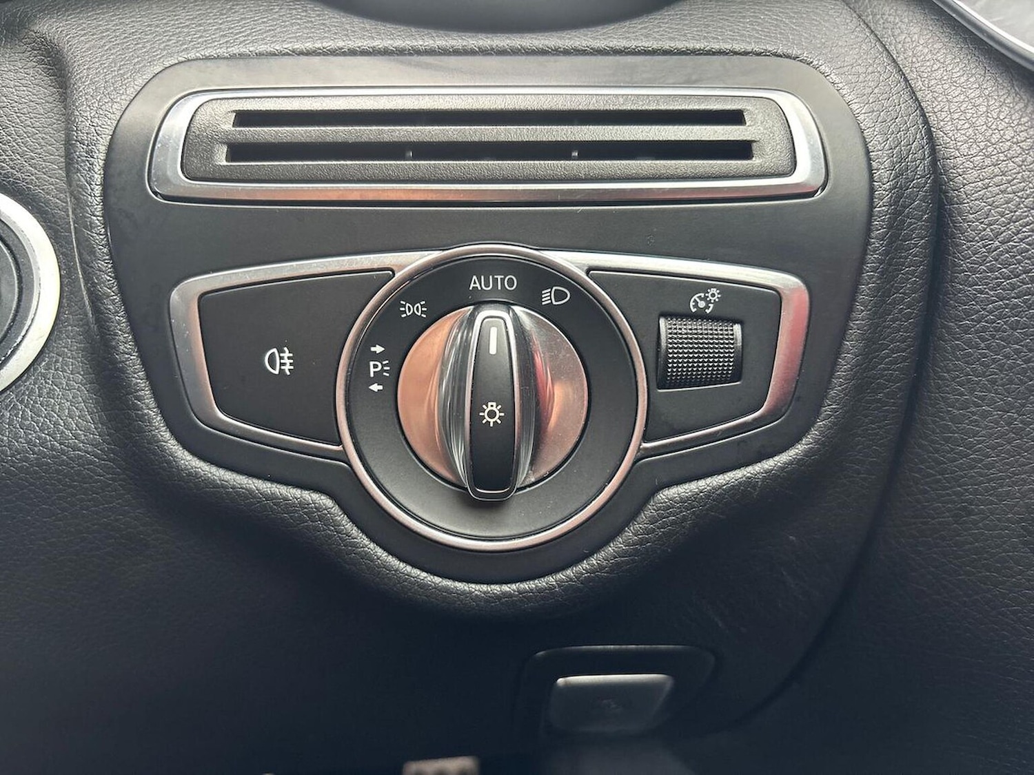 Used Mercedes-Benz C-Class 2018 for sale - 76143014: Photo 22
