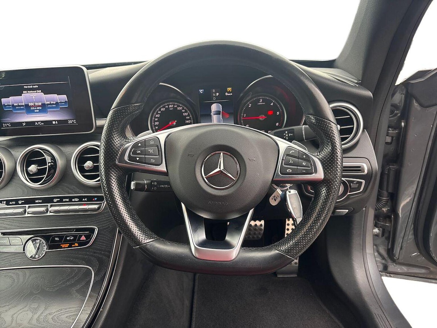 Used Mercedes-Benz C-Class 2018 for sale - 76143014: Photo 9