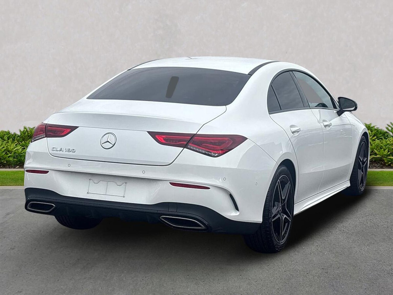 Used Mercedes-Benz CLA 2022 for sale - 76525811: Photo 2