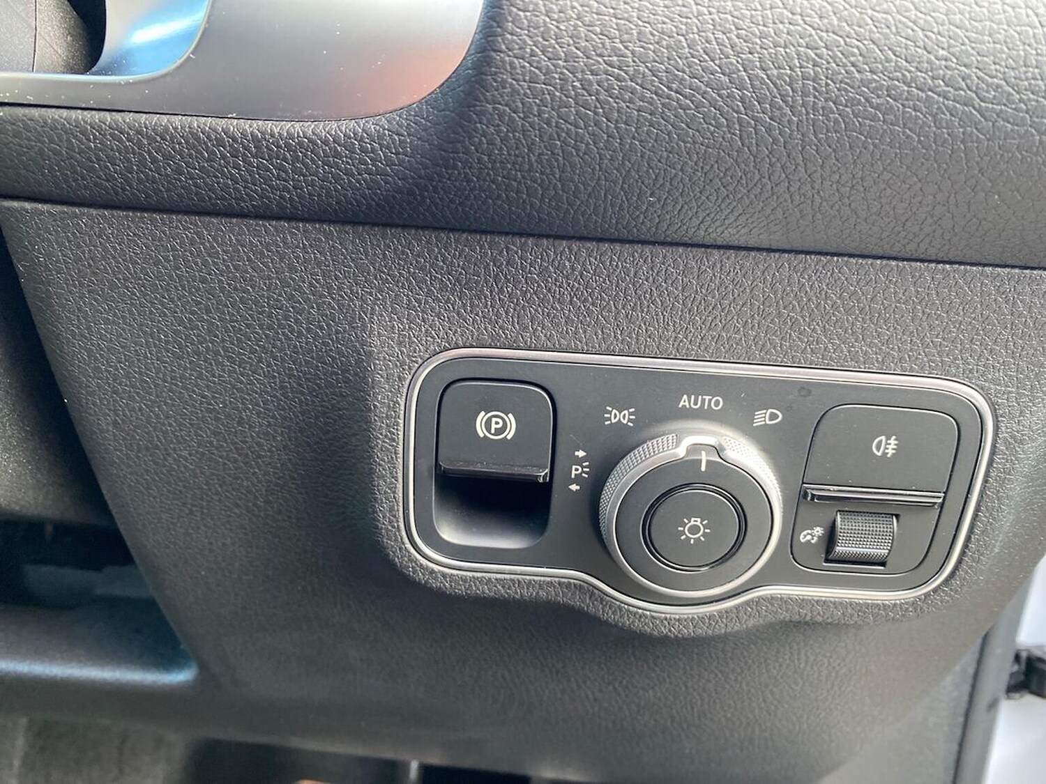 Used Mercedes-Benz GLB 2024 for sale - 76478218: Photo 24