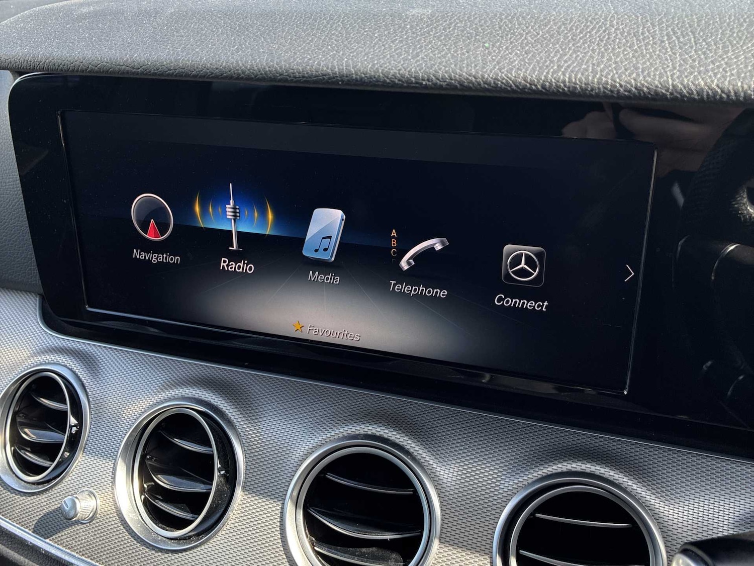 Used Mercedes-Benz E Class 2018 for sale - 78191084: Photo 11